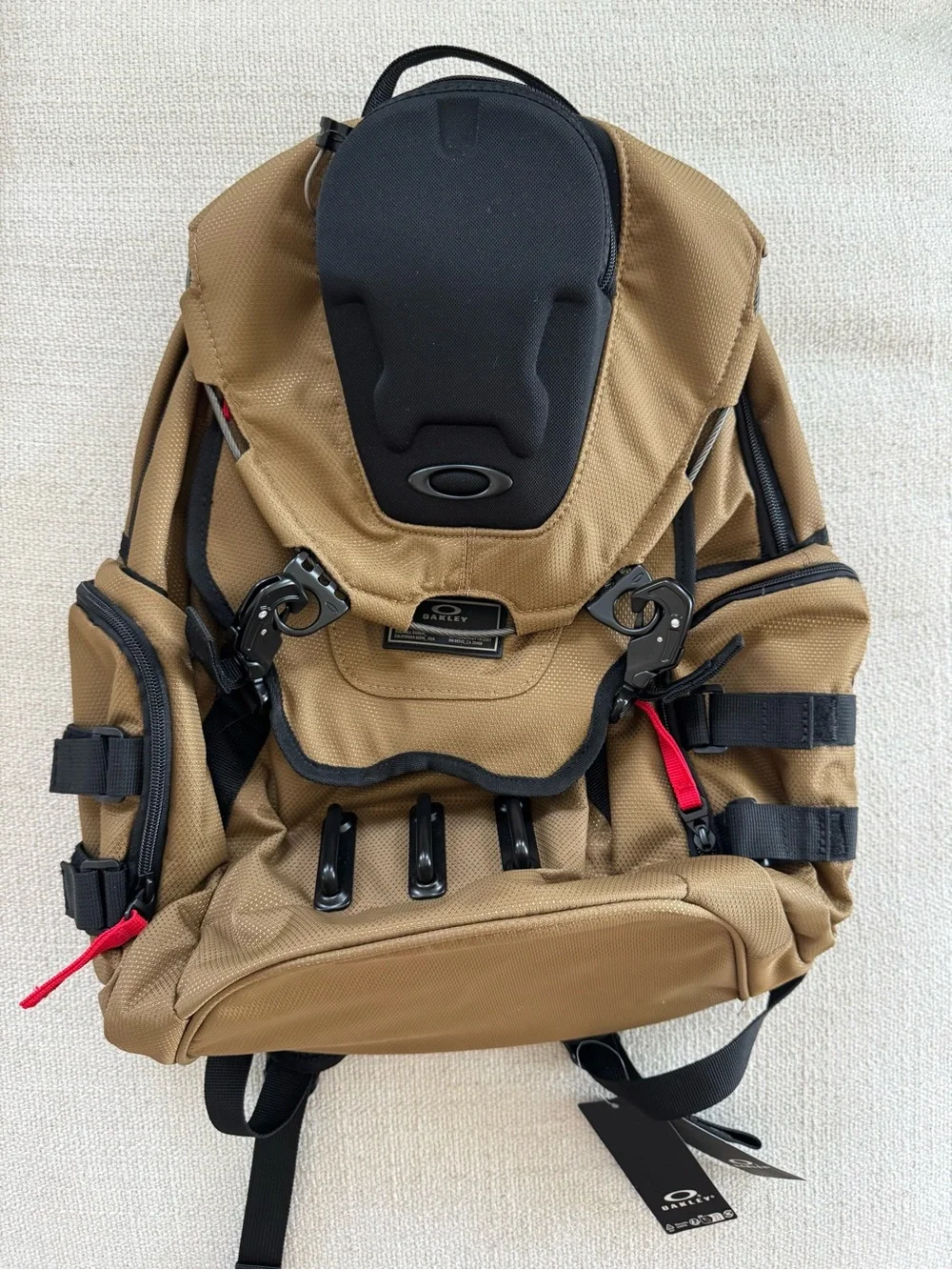 Oakley Bathroom Sink RC Backpack in Coyote